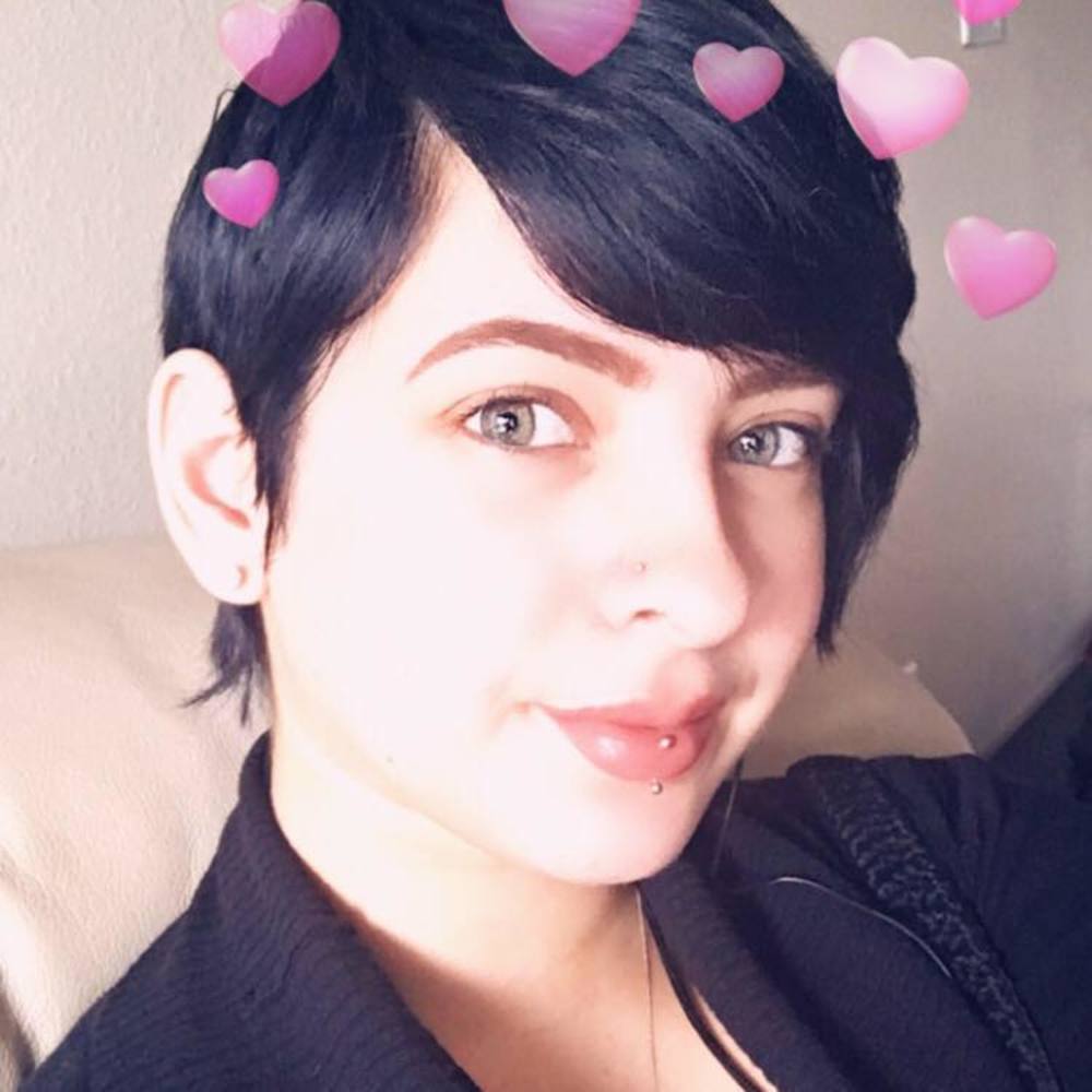 Meet your Posher, Hailey